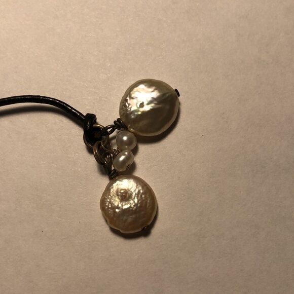 Handmade Macrame Waxed Cotton Knotted Cord Necklace with Pebble Shaped Perales - Picture 7 of 9